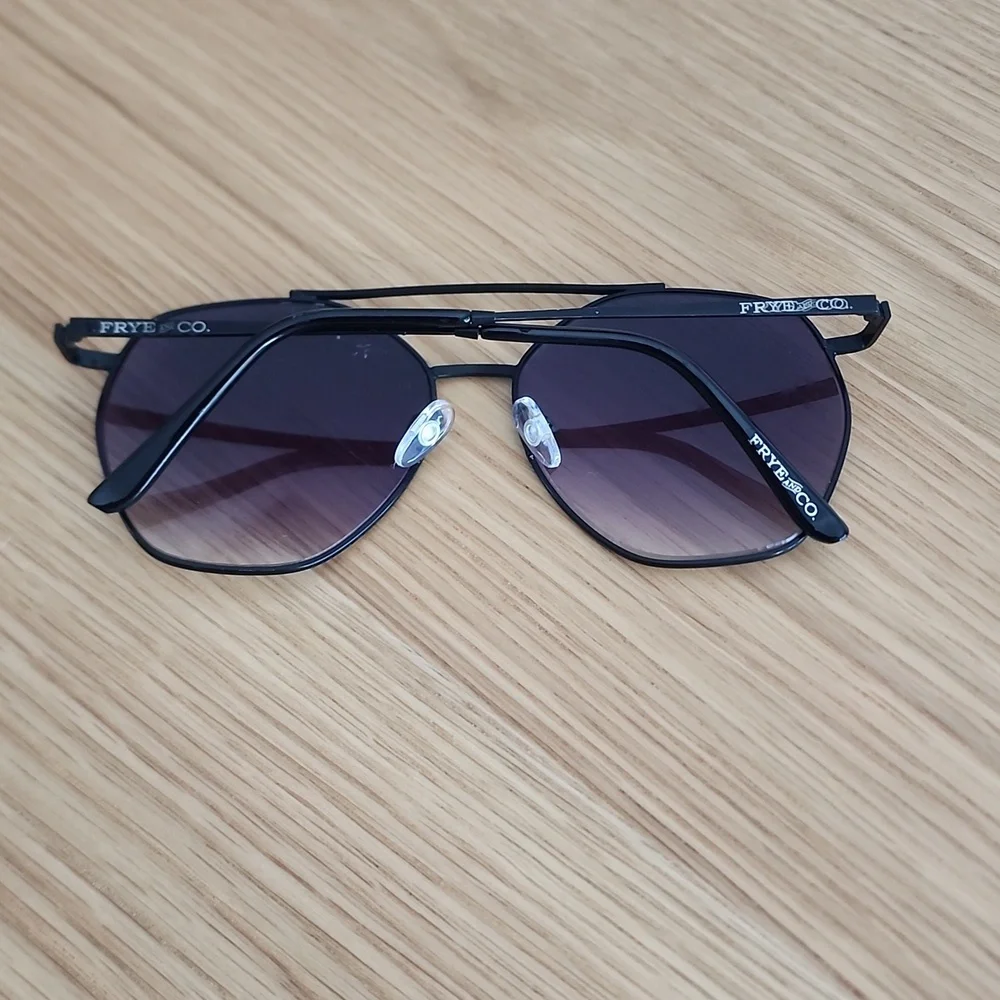 Frye Black Gradient Aviator Glasses